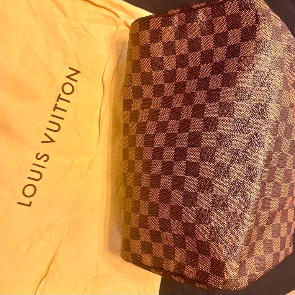 Louis Vuitton Speedy 30 Handbag - Picture 3 of 5